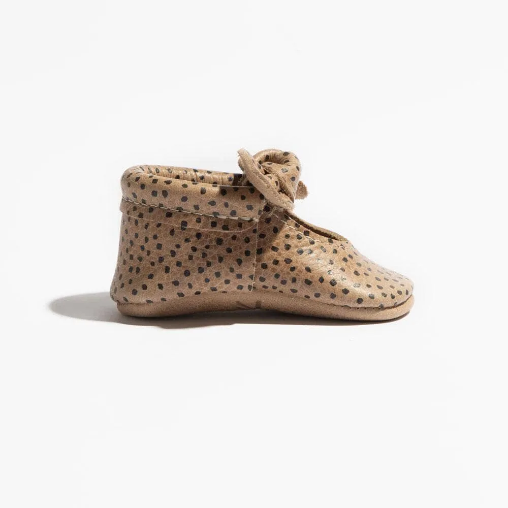 Almond Speckles Knotted Bow Baby Shoe