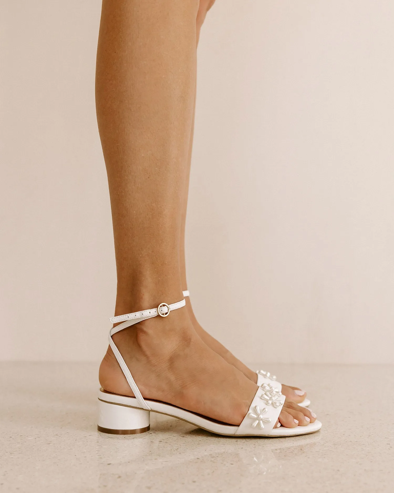 BLOOM SANDALS - PEARL FLOWER IVORY BRIDAL SHOES