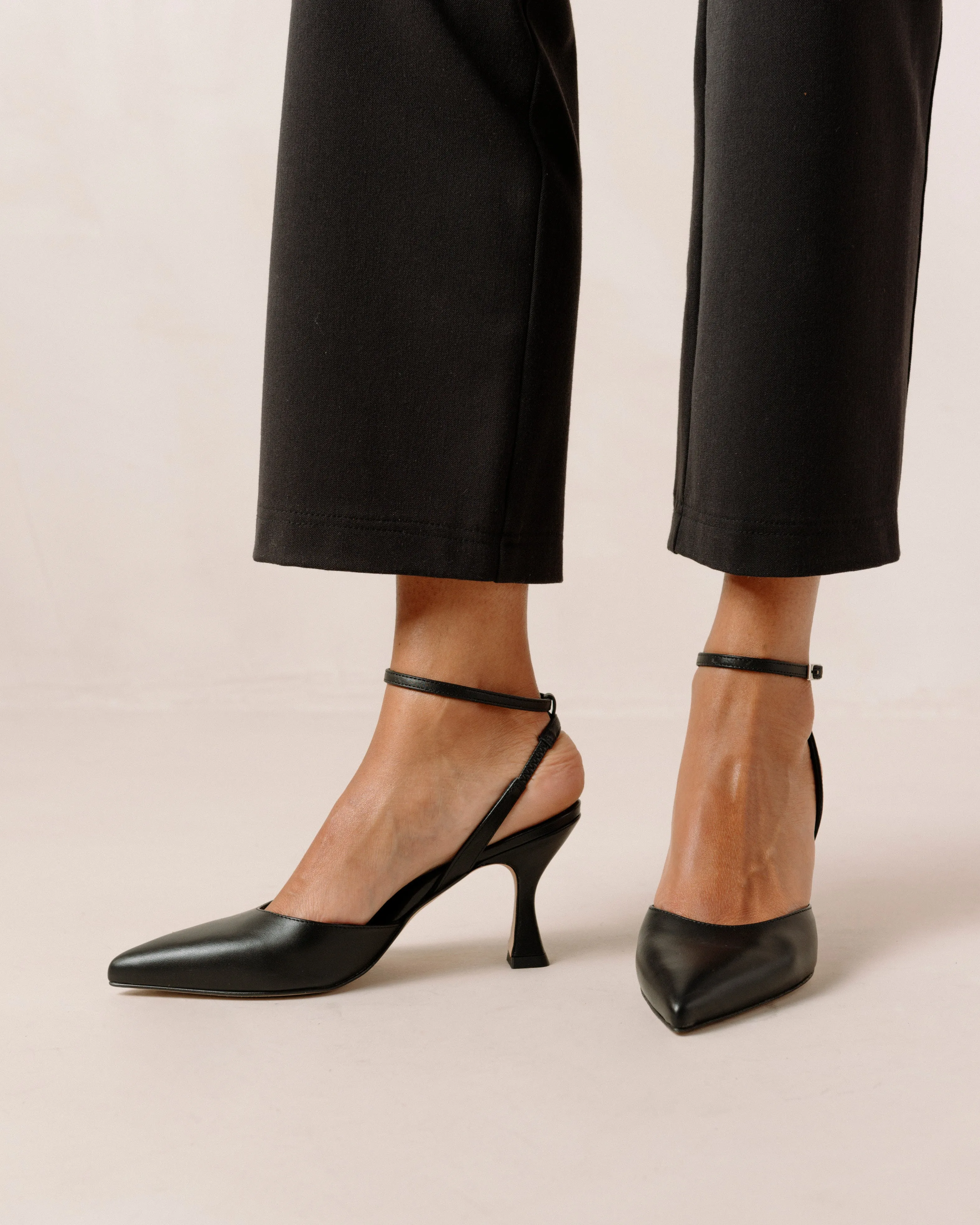 Cinderella Black Leather Pumps